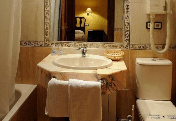 Hotel El Oasis Carchel Oda fotoğraf